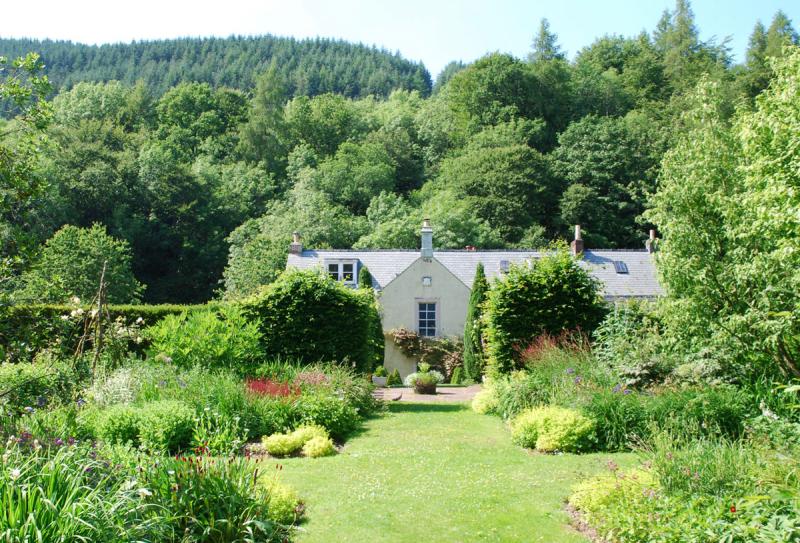 Craigieburn House Gardens